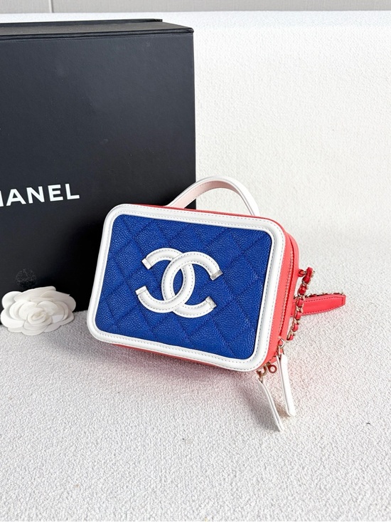 Chanel | Vanity Case Colorblock Blue Red White | Excellent Condition - Picture 4 of 7